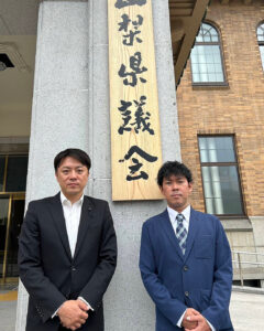 向山さん